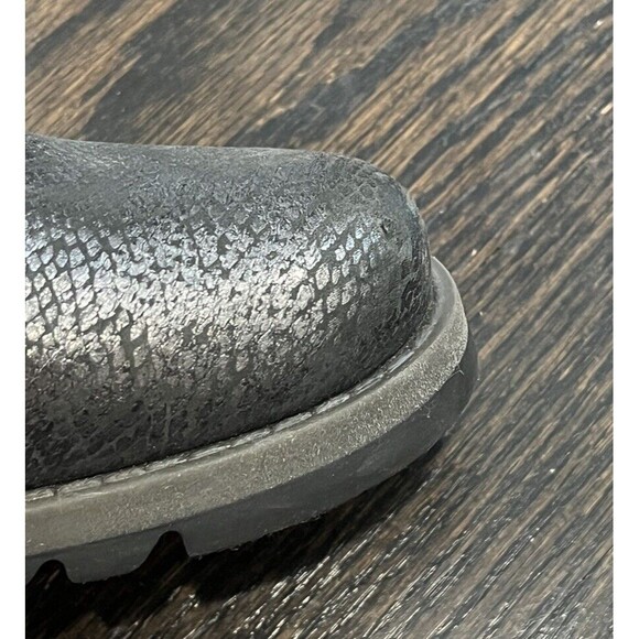 Fly London Boots Women’s 38 US 7.5 Salv Leather Wedge Chelsea Iridescent Snake - Picture 4 of 10